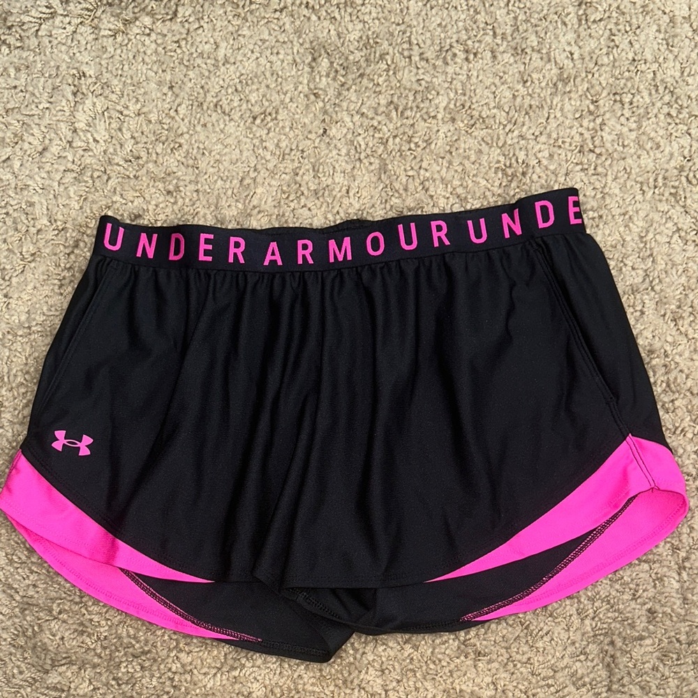 NWT Under Armour Play Up 3.0 Black and Pink Shorts (XL)